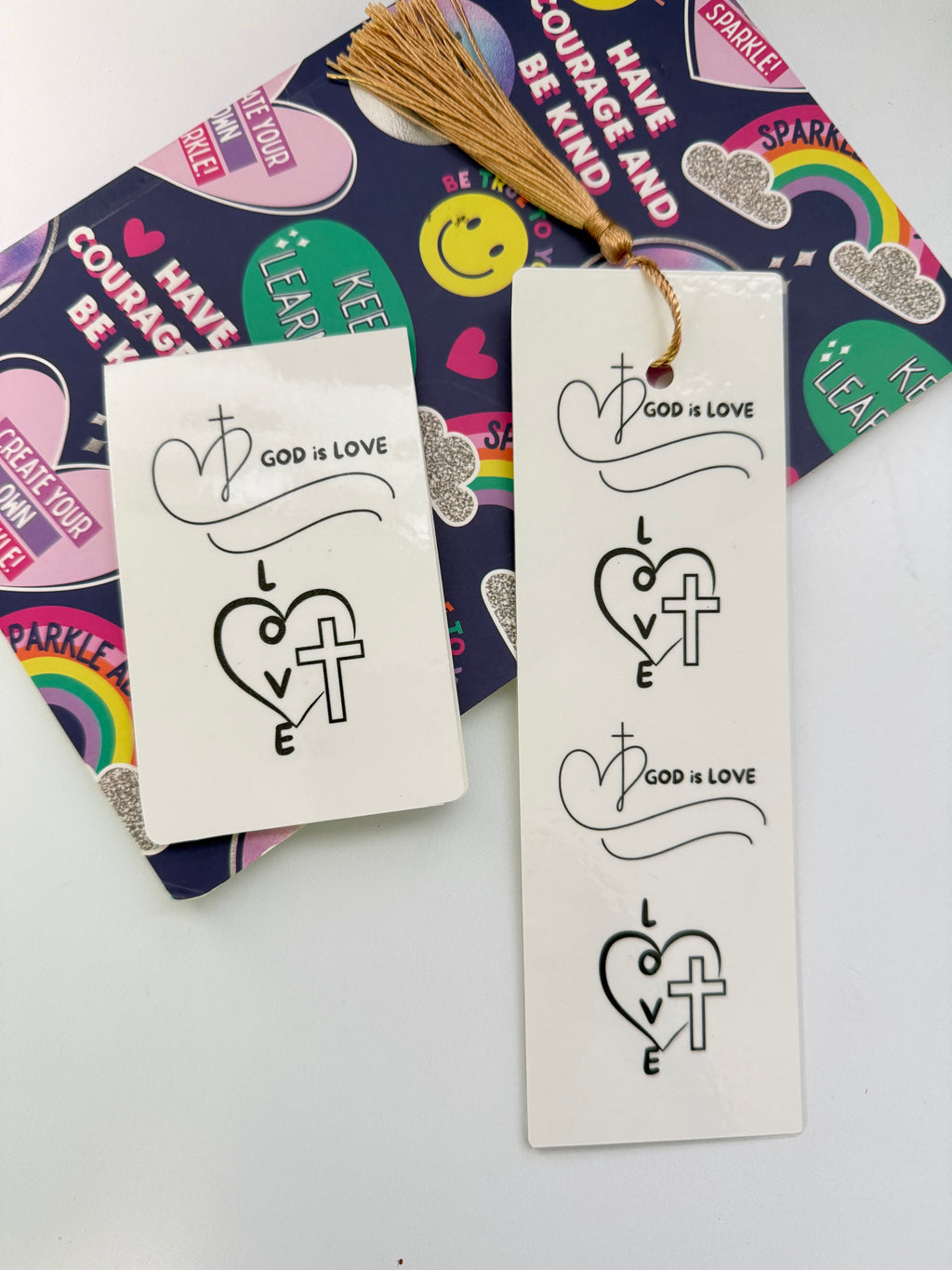 God is Love Bible Verse Bookmarks, Magnetic Bookmarks, Bookmarks Set