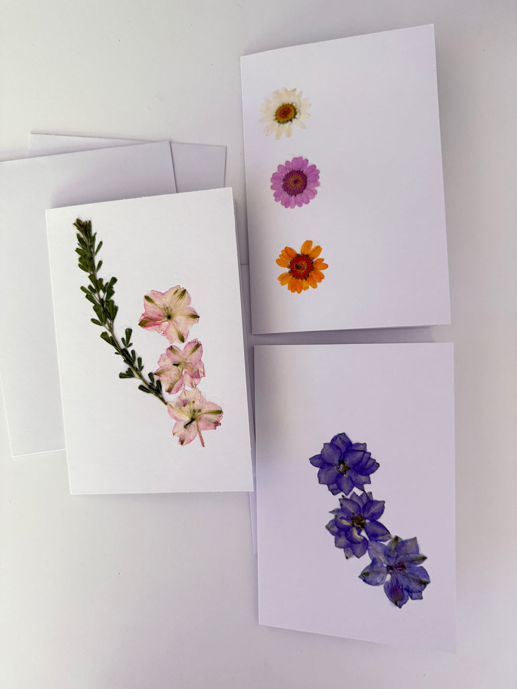 Pressed Flower Botanical Note Cards, Handmade Floral Greeting Card Set (3 Cards)